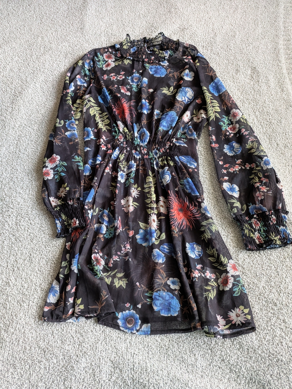 🌼B2G1🌼 Haute Rogue Black Floral Smocked Mini Dress with Long Sleeves NWOT